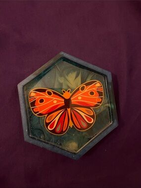 Butterfly tray for jewelry
